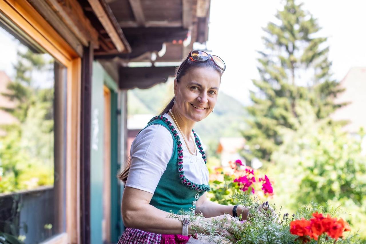 Alpenrelax Haus Weidmannsheil Wohnen Im Romantischen Forsthaus Werfen Kültér fotó